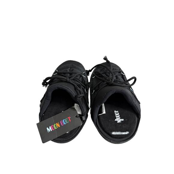 Moon Boot Black Nylon Mules EVX
CHF 140 Size 3.5US Big Girl NEW - Picture 5 of 8